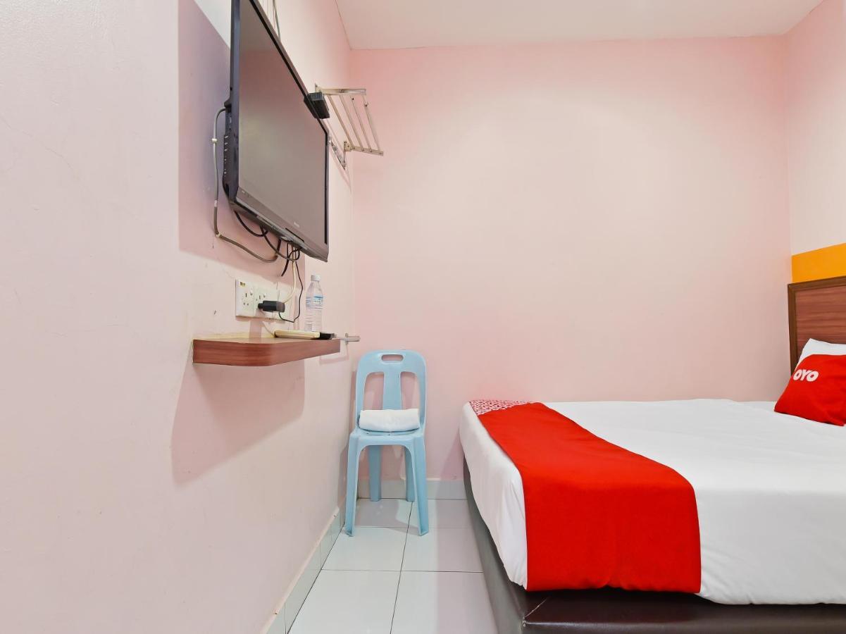 Oyo 575 Hotel Dns Ipoh Exterior foto